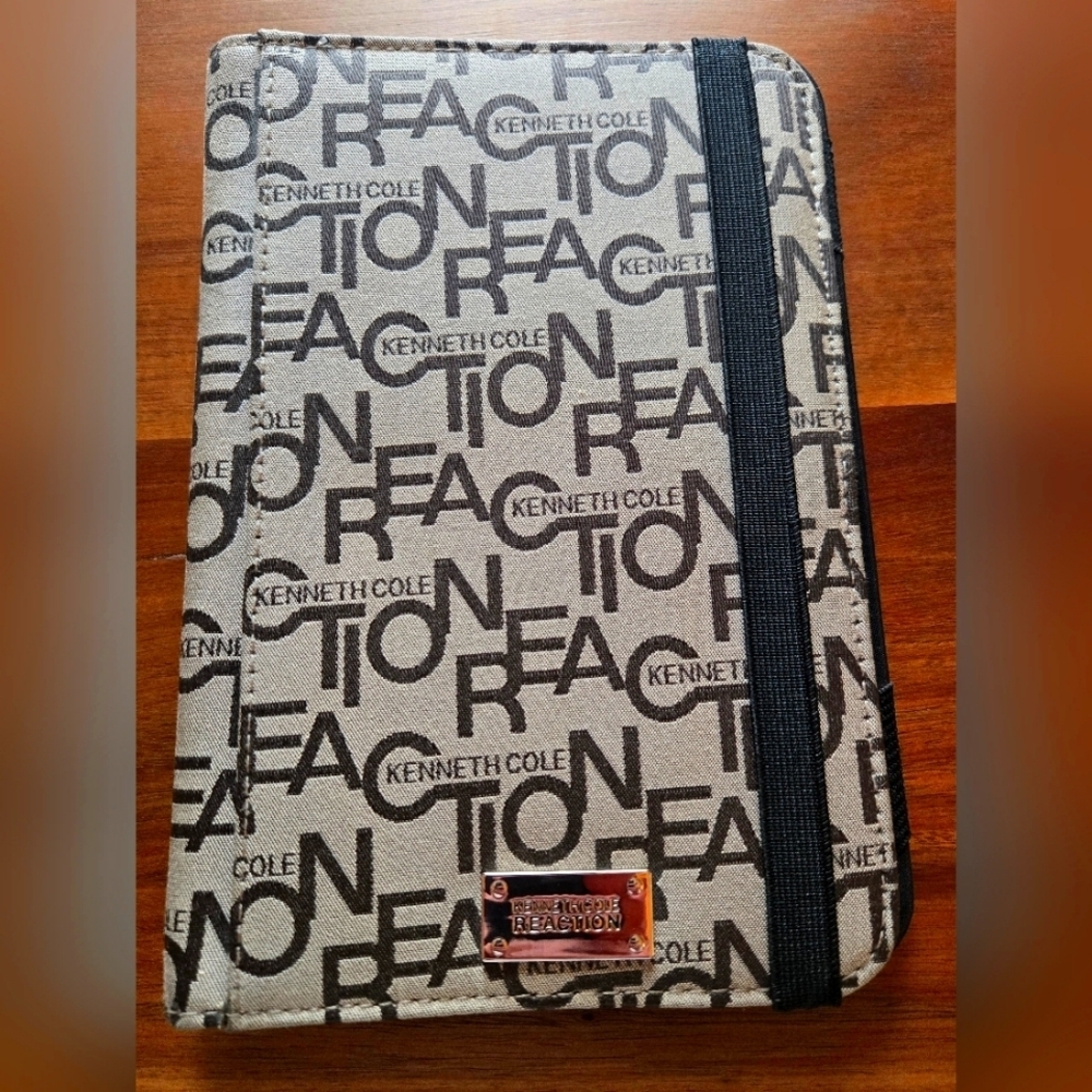 NWOT | Kenneth Cole Reaction | Tablet Case w/ Pockets | Gray, Black, & Silver